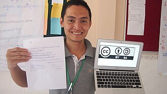 Principles and Legal Frameworks of Open Content